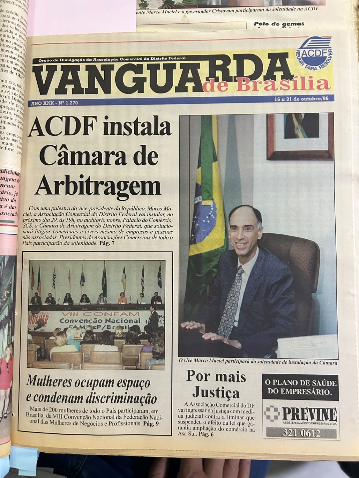 Capa do jornal Vanguarda de Brasília, edição de outubro de 1996, anuncia a instalação da Câmara de Arbitragem da ACDF.